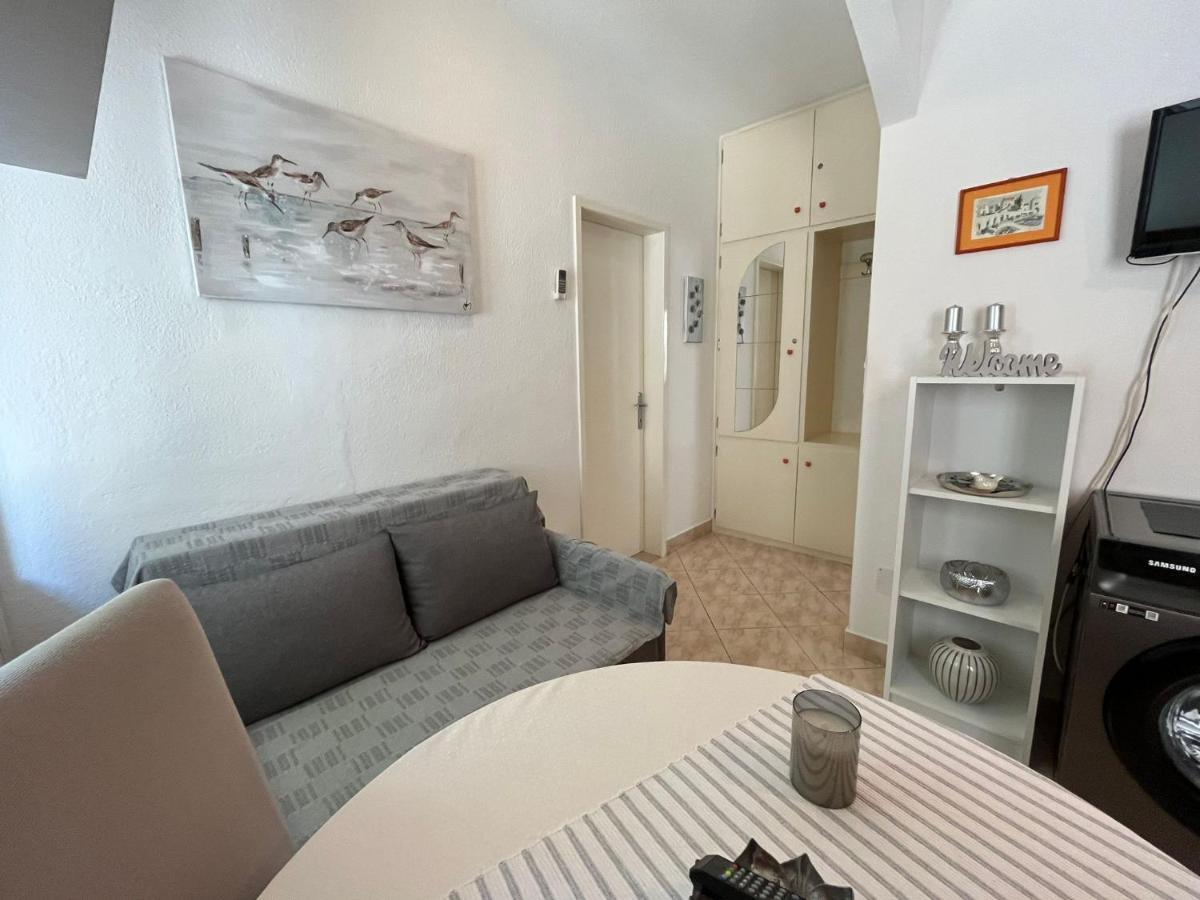 Apartment Merlin Bol Exterior foto